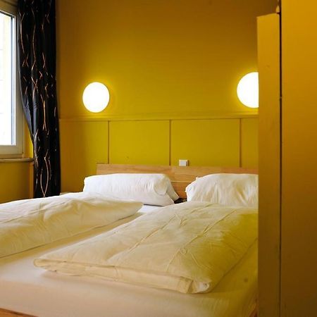 Happy End Hotel München Eksteriør billede