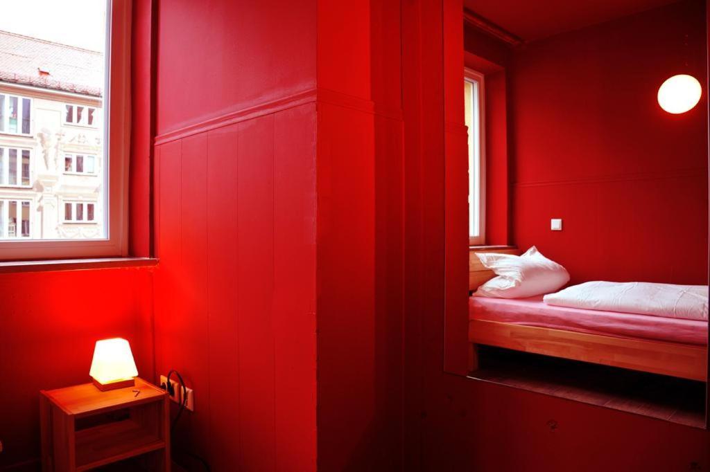 Happy End Hotel München Eksteriør billede